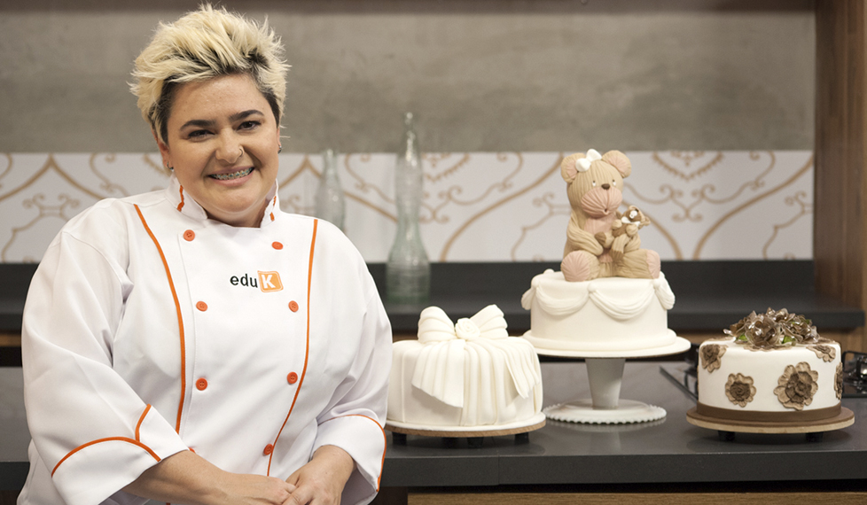 Pasteles decorados básicos, con Ana Elisa Salinas